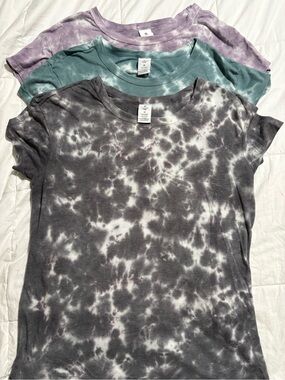 Women's Short Sleeve Tie-Dye Crew Tee - Gray, Mint & Lavender